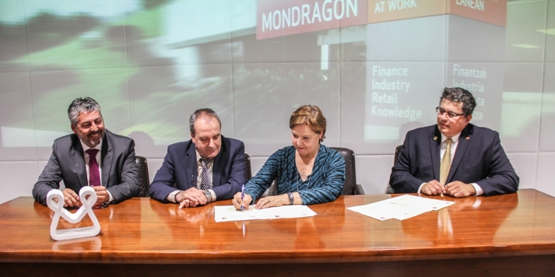 mondragon signing